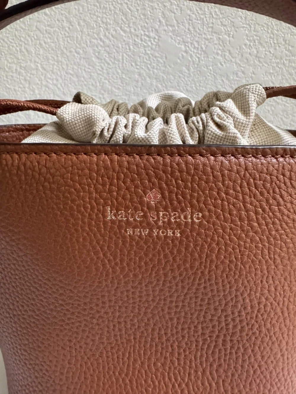Kate Spade New York Hayes bucket bag- brand new